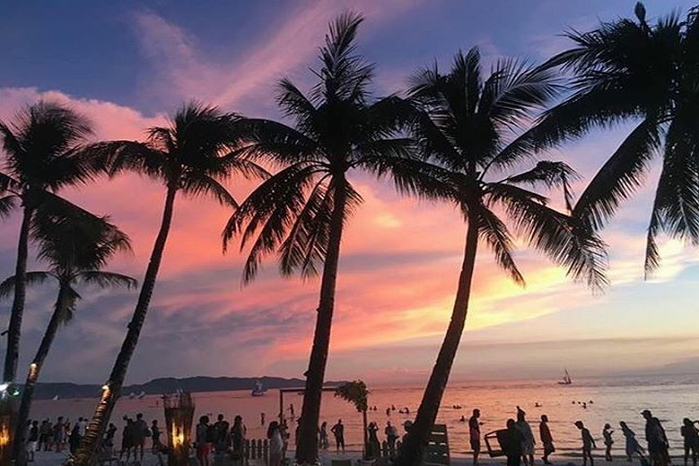 Crimson Resort And Spa Boracay Yapak Exterior foto